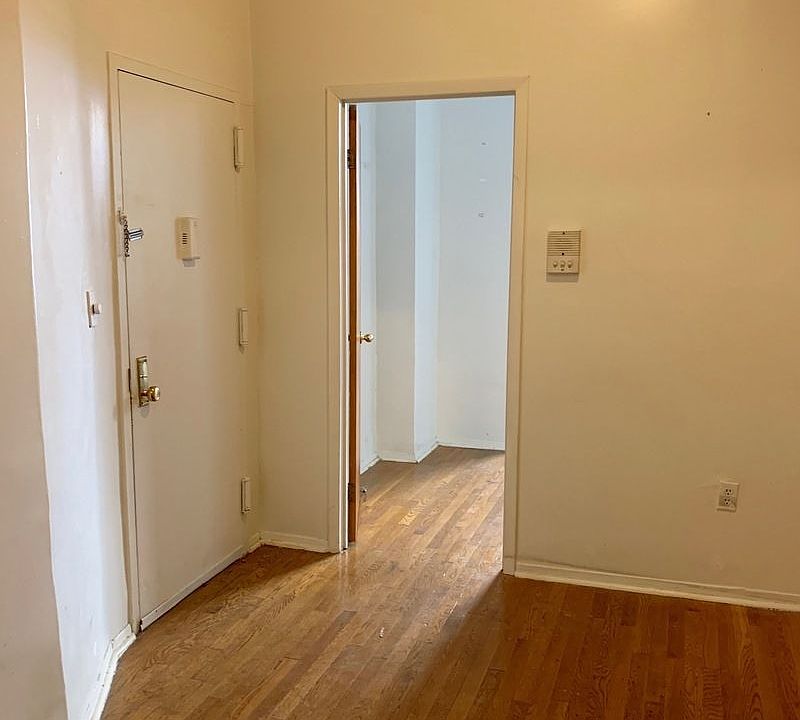 1st image of 274 W 119th St APT B