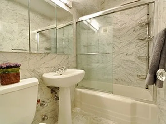 Sold by Corcoran | media 19