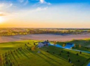 N5490 Hillcrest Rd, Fond Du Lac, WI 54937