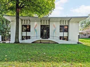 2410 Mayfair Dr, Joliet, IL 60433