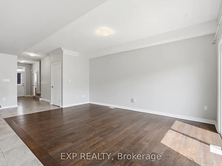 15 Bowman Cres — Photo 14