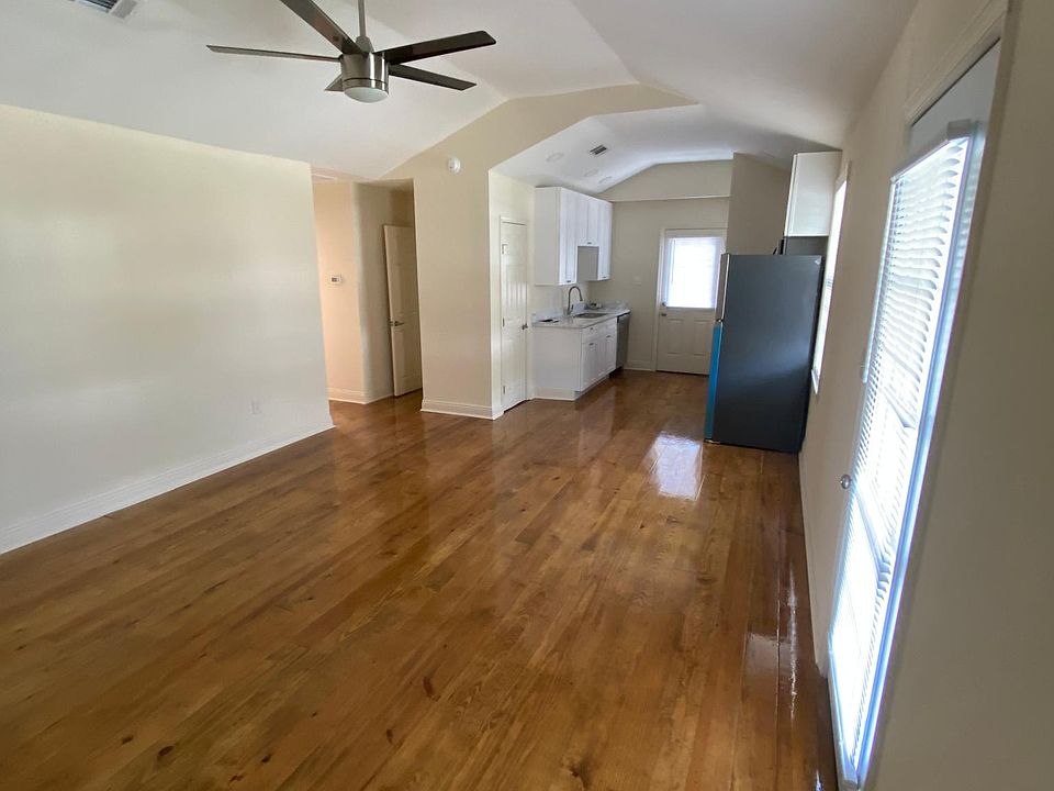 1st image of 5512 Wilton Dr #B