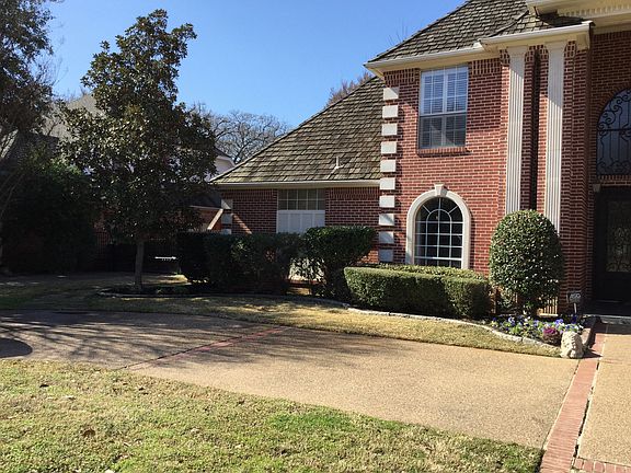 2nd image of 3104 Saint Albans Cir