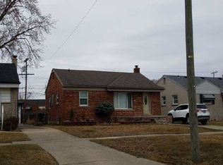 15720 Churchill St, Southgate, MI 48195