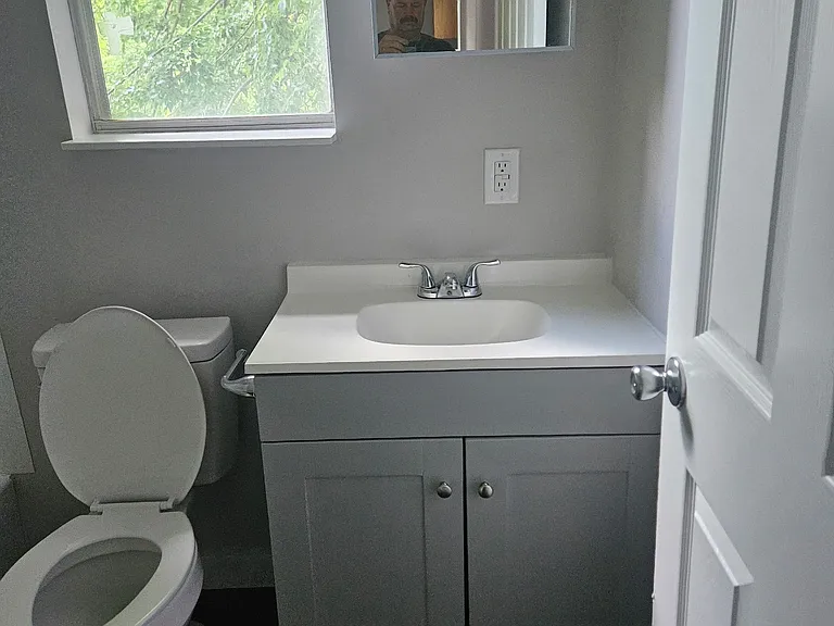 802 Abney Ave #D — Photo 7