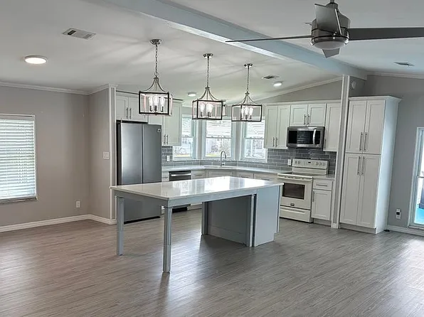 3000 W Us Highway 17 #92-253, Haines City, FL 33844