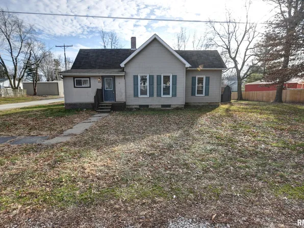 115 E Lincoln St, Edinburg, IL 62531