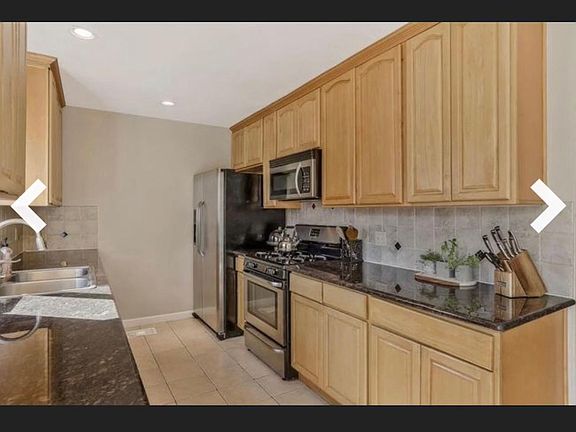 2nd image of 356 N Powers Ave #356