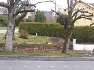 493 S State St, Bellingham, WA 98225