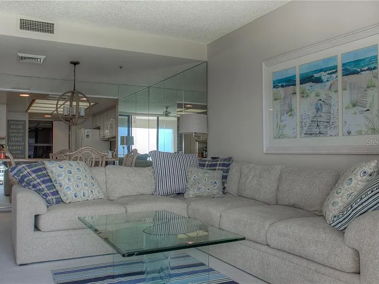 2109 Gulf Of Mexico Dr #1402 — Photo 6