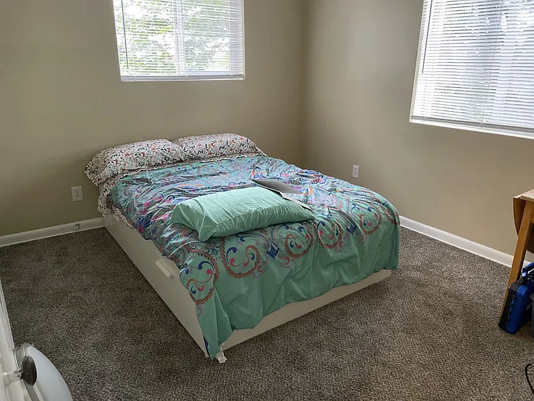 2416 E Madison St #D — Photo 4