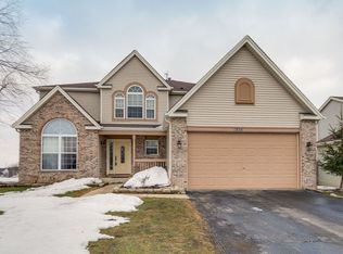 1974 W Windsor Dr, Round Lake, IL 60073
