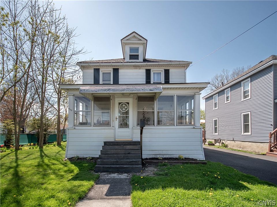 809 Mill St, Watertown, NY 13601 Zillow