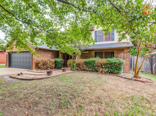 2104 Bershire Dr, Flower Mound, TX 75028