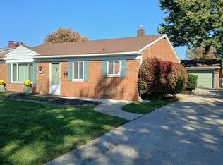 8310 N Henry Ruff Rd, Westland, MI 48185