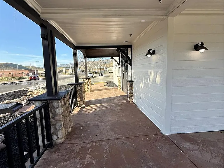 428 N Curry St — Photo 41