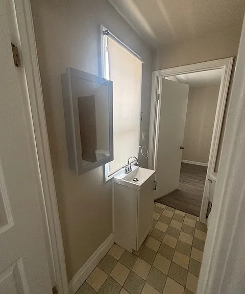 445 E Hawthorne St — Photo 6