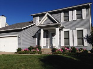 513 Picadilly Cir, Akron, OH