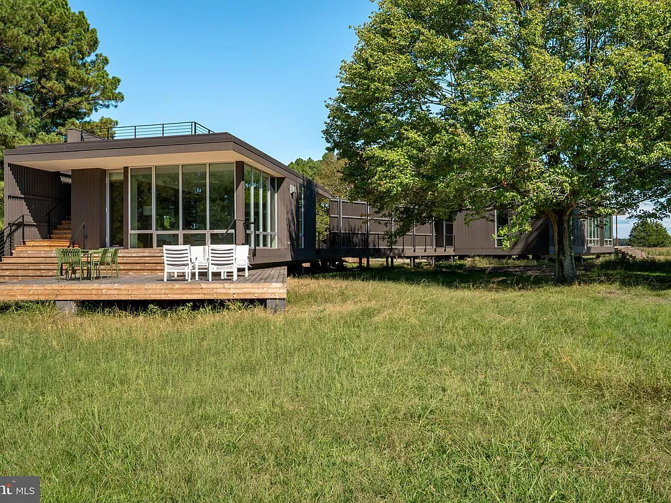 24084 Deep Neck Rd #BAY HOUSE