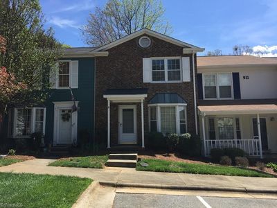 911 Shelby Dr, Greensboro, NC, 27409
