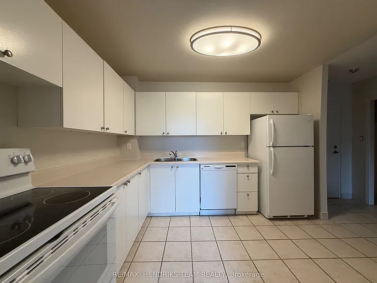 128 Saint Augustine Dr #215 — Photo 3