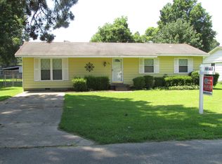 707 W 12th St, Stuttgart, AR 72160