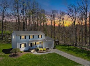 15 Toll Gate Rd, Monroe, CT 06468