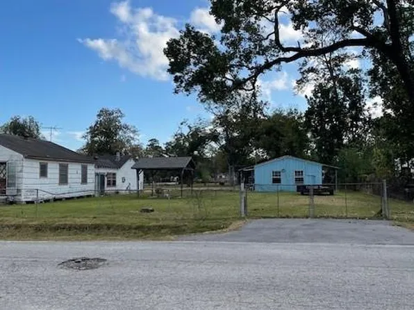 7339 Lewiston St, Houston, TX 77049