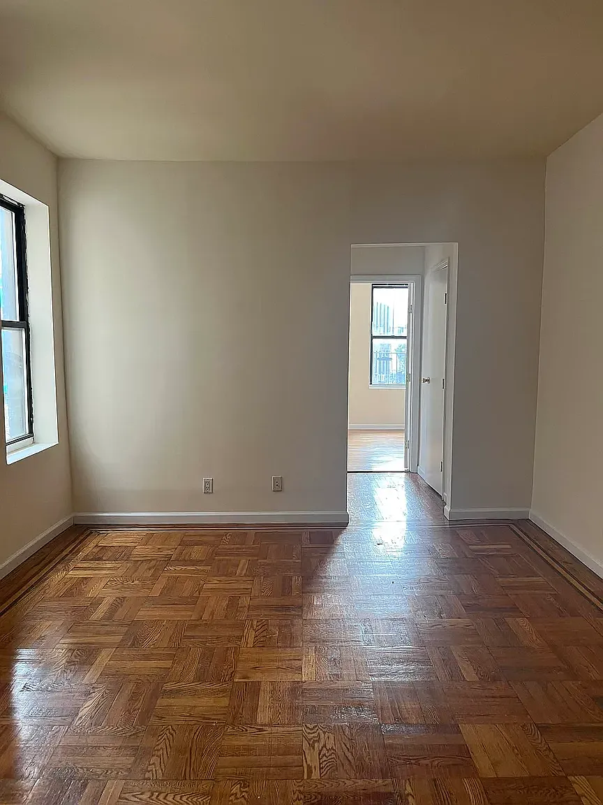 510 West 218th Street — Photo 2