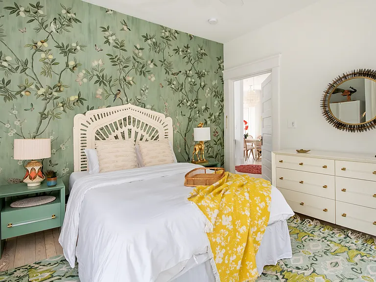450 N Highland Ave NE #2 — Photo 35