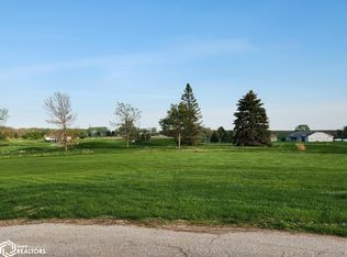 602 Claydigger Run, Sheffield, IA 50475
