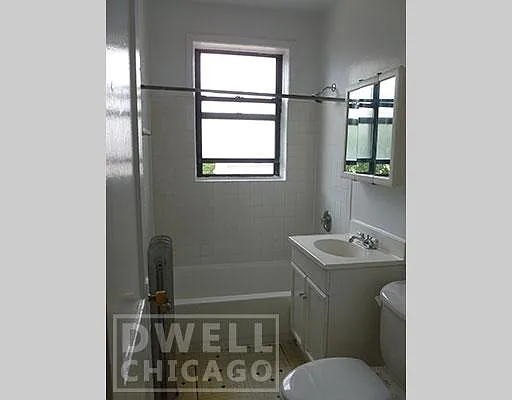 N Spaulding Ave — Photo 9