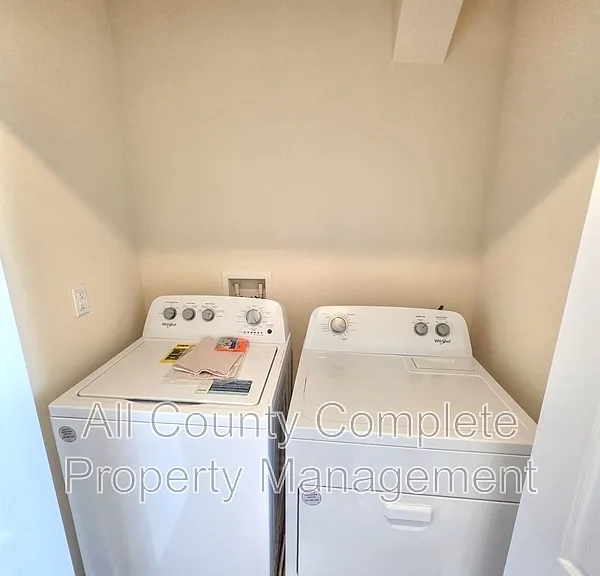 3972 Village View Ln — Photo 18