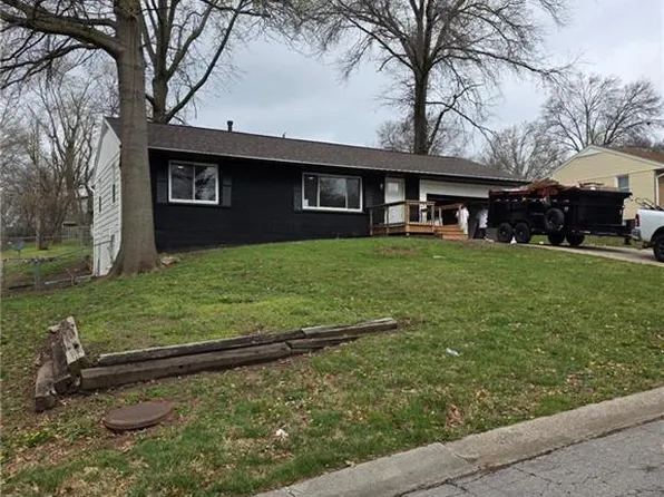 6408 N Central St, Gladstone, MO 64118