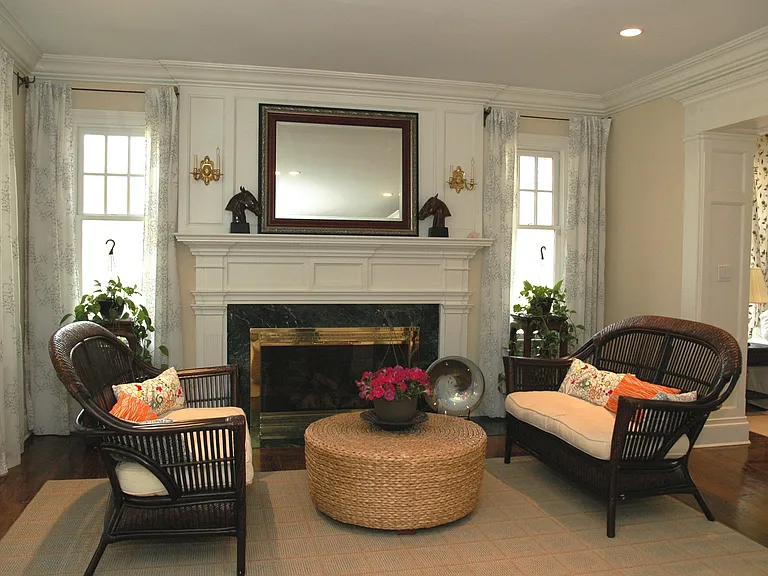 10 Georgica Woods Ln — Photo 15