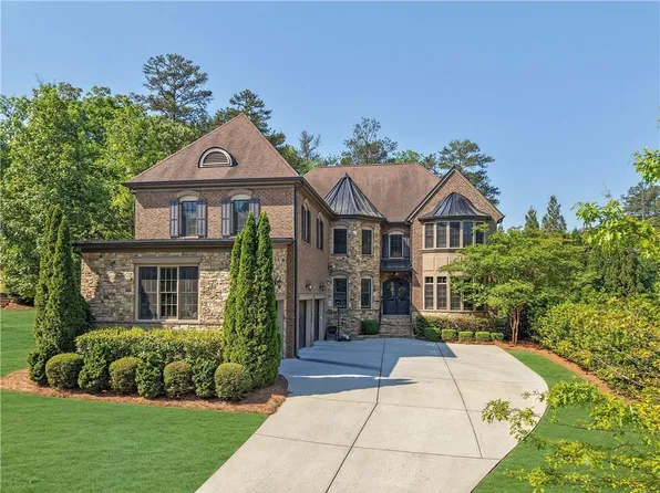 215 Penrith Pl, Sandy Springs, GA 30350