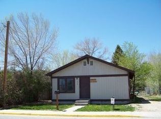 608 N Broadway Ave, Riverton, WY 82501