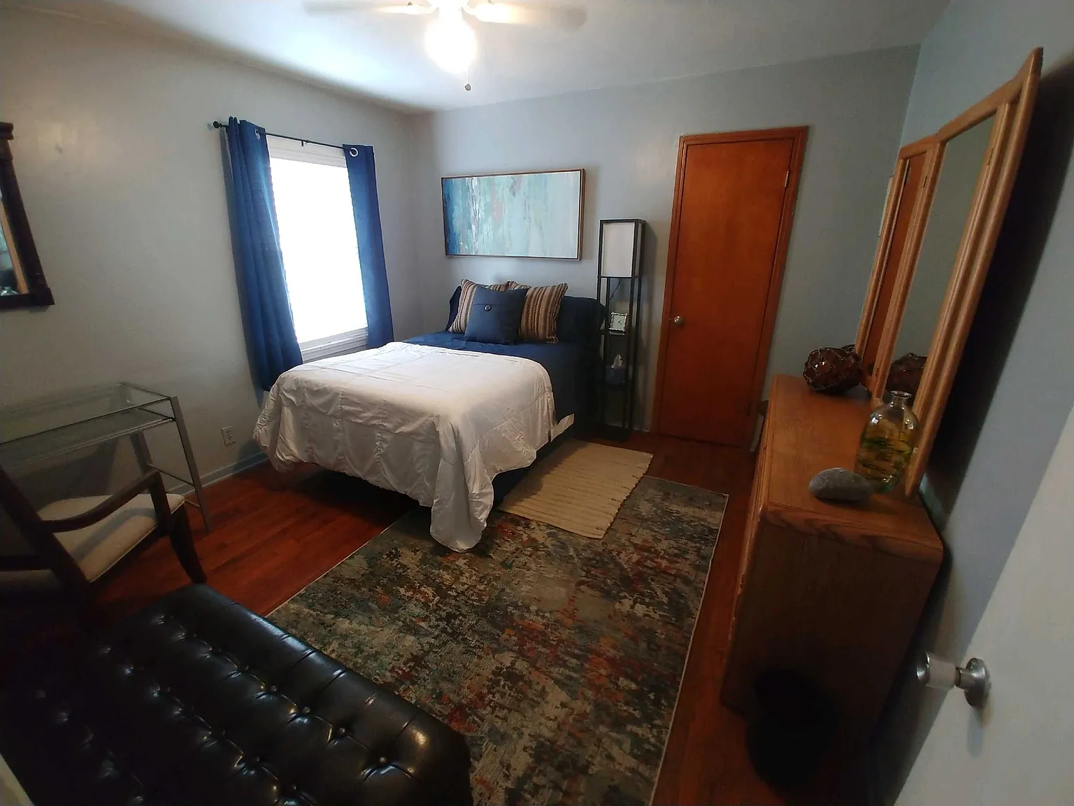 2 bed, 900 sqft, $1,850 — Photo 3