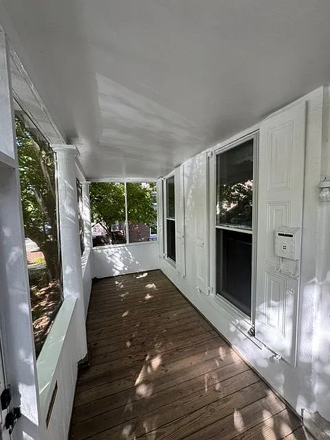 1 bed, 1.0 bath, 750 sqft, $1,600 — Photo 2