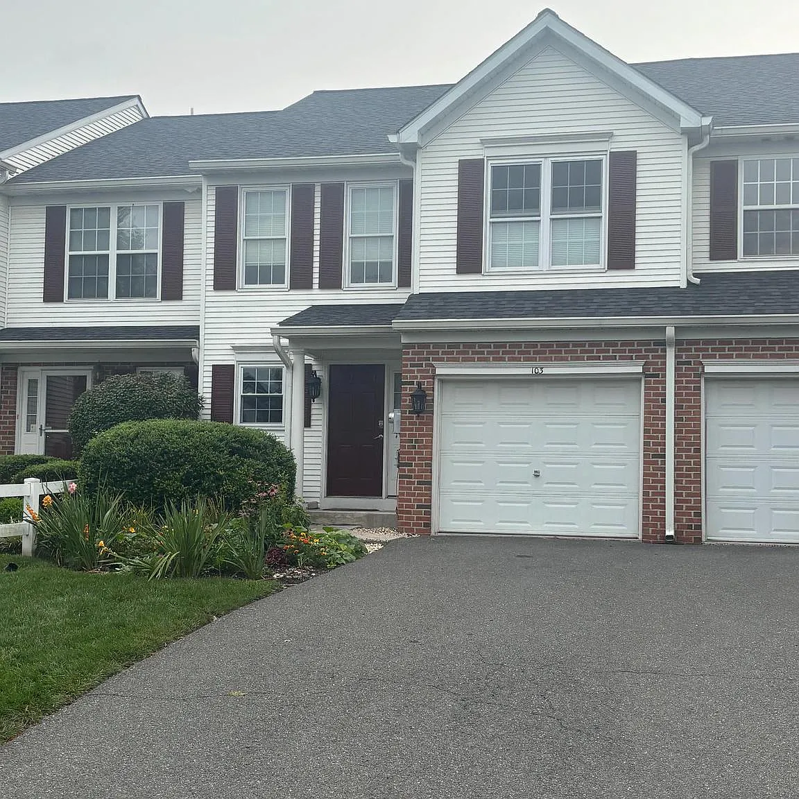 3 bed, 2.5 bath, 1596 sqft, $2,680 — Photo 1