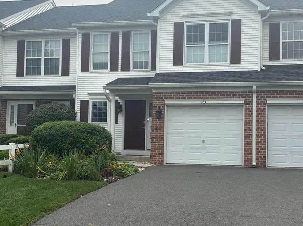 103 Red Rock Cir, Royersford, PA 19468