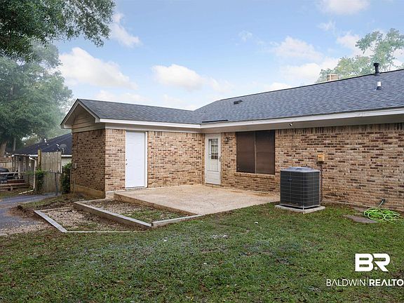 5th image of 2929 Gaslight Ln W