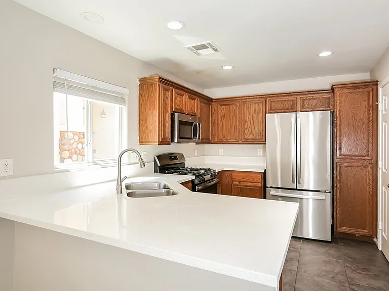 9453 Milkweed Canyon Ave — Photo 8