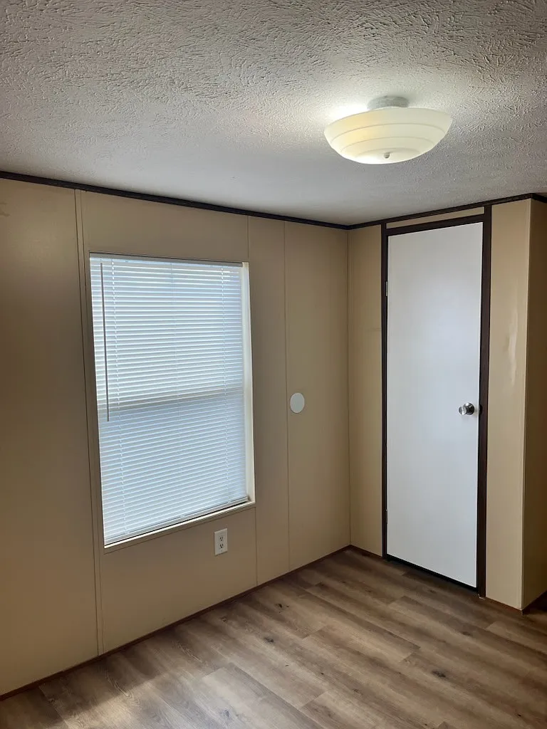 2 bed, 840 sqft, $1,250 — Photo 2