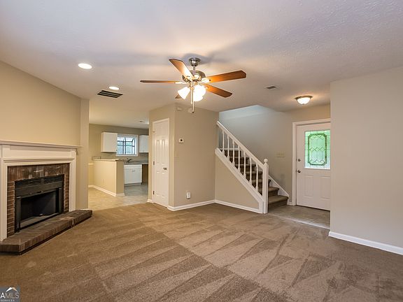 4th image of 4677 Cedar Park Trl