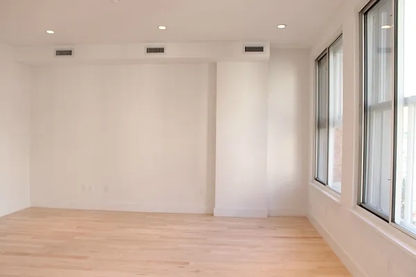 Rented by Level Group | media 16