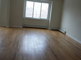 10 Riverside Ave, Lyndhurst, NJ 07071