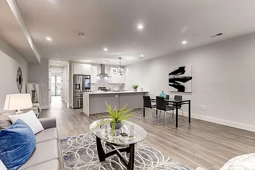 1331 Taylor St NW #1 Photo 1