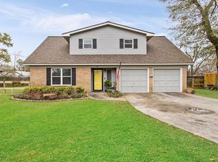 1017 Hicks St, Tomball, TX 77375