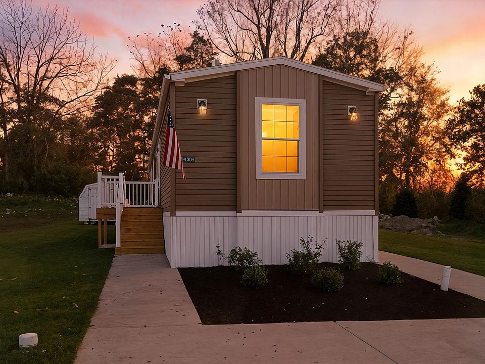 Exterior Image-1-Redman 70 JV Honey Ridge